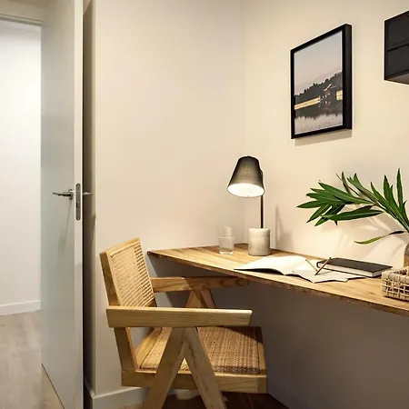 Апартаменты Tokashi - 2 Bedrooms And Balcony In Eixample Dreta Барселона
